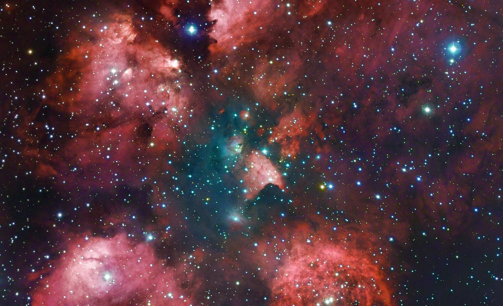 Teoria cósmica abalada: matéria escura distorce aglomerados de galáxias  mais que o imaginado | National Geographic | National Geographic, image size:1920x1168